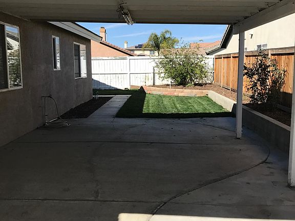 3rd image of 1462 Apple Blossom Way