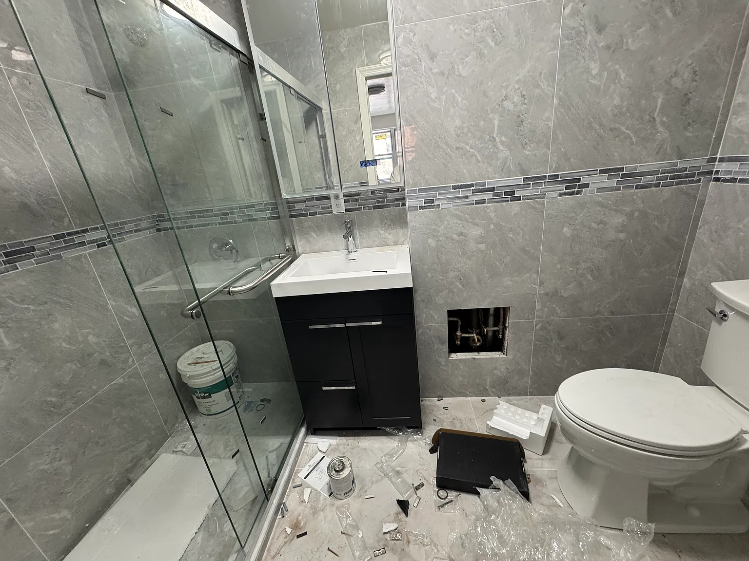 3 bed, $3,000 — Photo 3