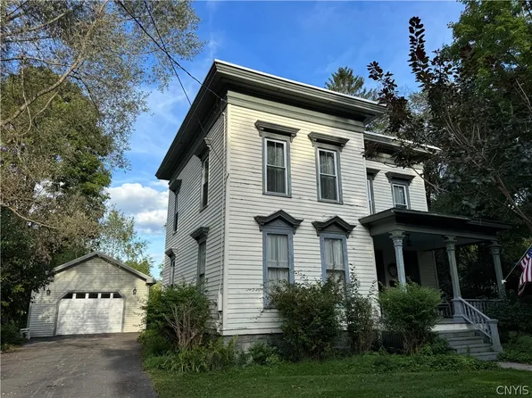 44 Madison St, Hamilton, NY 13346