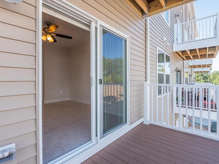 2618 Lassen Walk #A — Photo 23