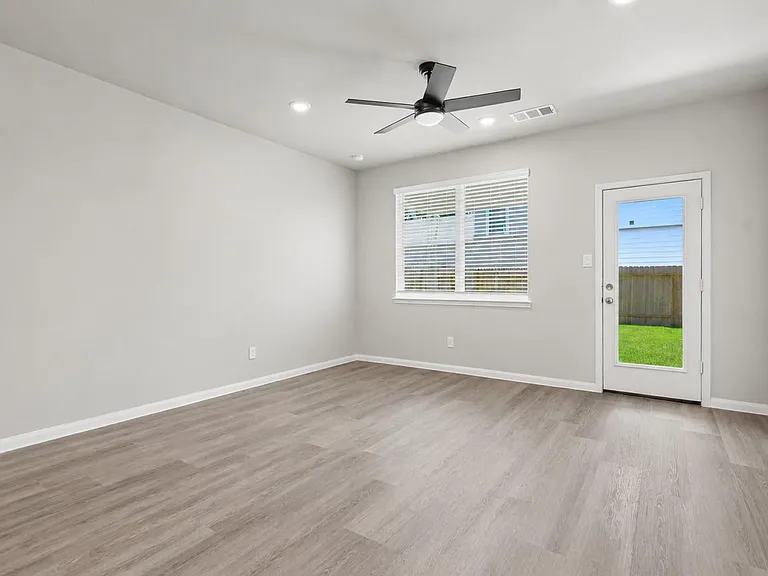 13549 Sauger Ct — Photo 10