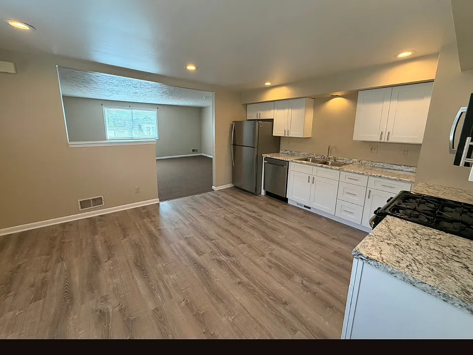 2219 Spring St #2