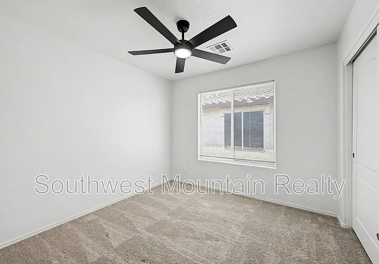33583 N Wash View Rd — Photo 24