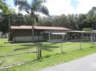 17394 SE 67th St, Ocklawaha, FL 32179