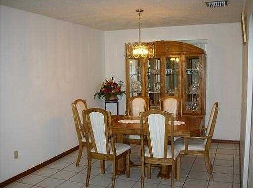 4th image of 5302 Palmetto Dr