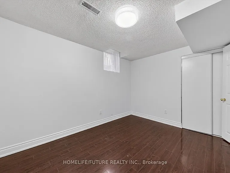 37 Elson St #BASEMENT — Photo 16