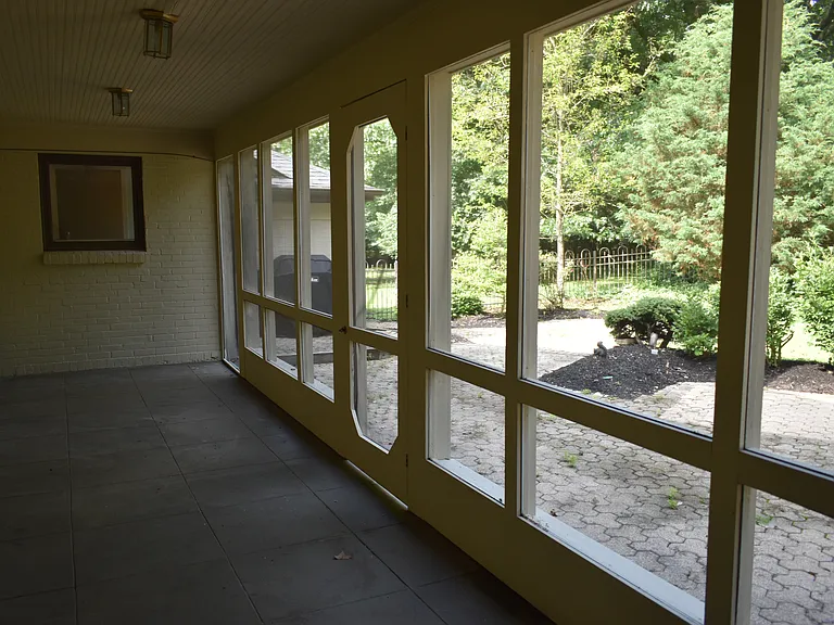2646 Fair Oaks Ln — Photo 19