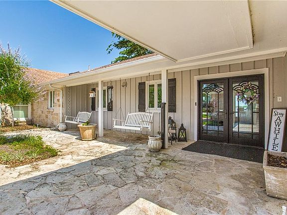 3rd image of 4509 De Leon Ct