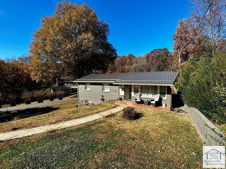 1st image of 901 Jefferson Cir