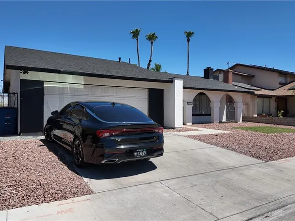 3540 Moraga Dr, Las Vegas, NV 89103