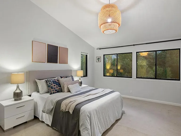 1545 Camden Village Cir — Photo 8