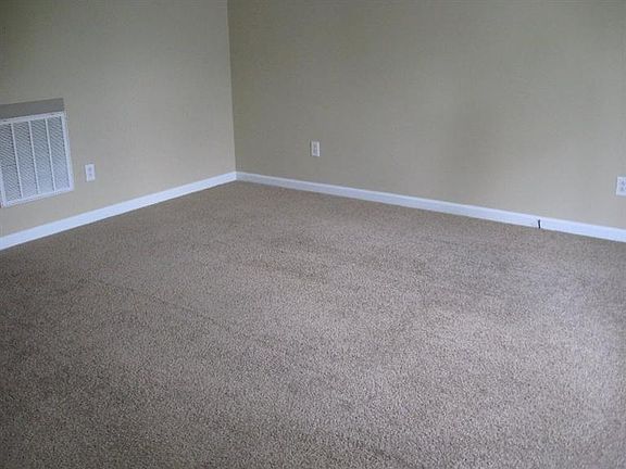 5th image of 318 Falls St