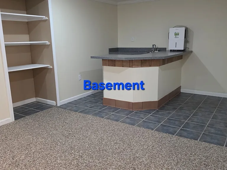 7569 Shasta Dr — Photo 10