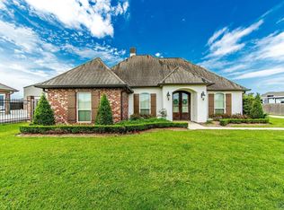 248 Waterplant Rd, Schriever, LA 70395