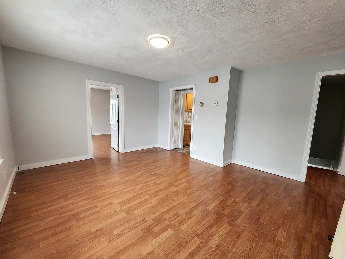 Building Photo - 87 Freeman St #2