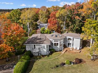 203 Ferry Rd, Cornwall, PE C0A1H4