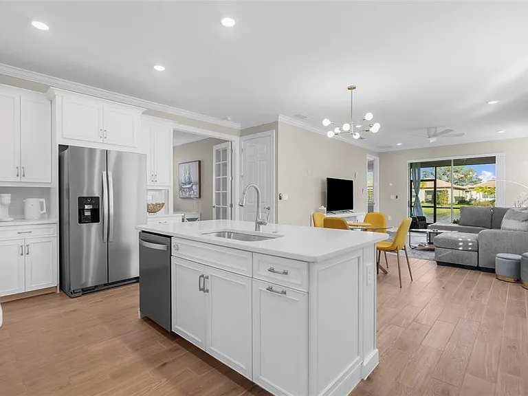 256 Teramo Way — Photo 11