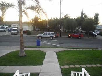 2nd image of 1103 Olive Ave
