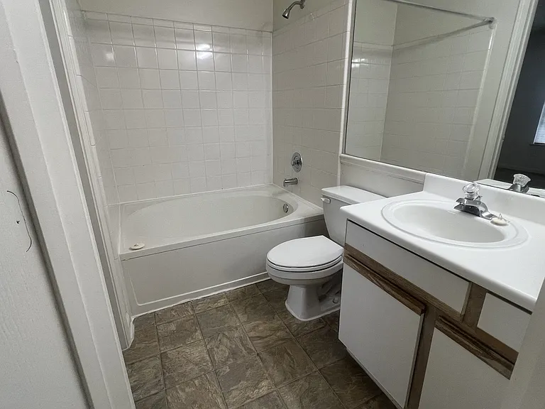 Wesley Place Apartments at Lawrenceville — Photo 60