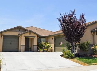 1990 Bidwell Bar Dr, Plumas Lake, CA