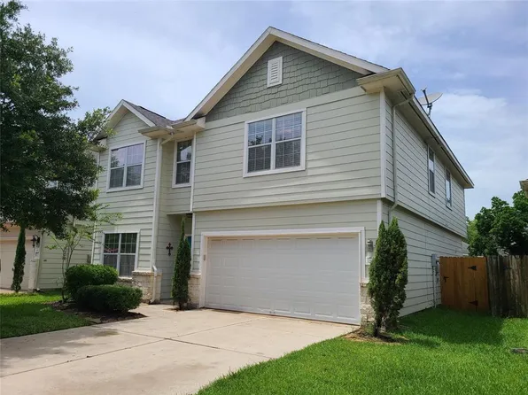 12823 Pecan Shores Dr, Houston, TX 77044