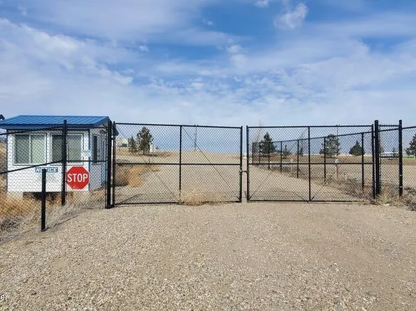 13589 57th St NW, Williston, ND 58801