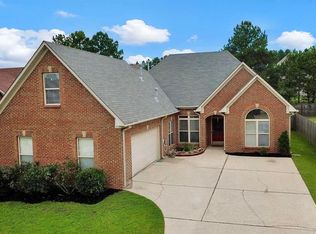 145 Oak Leaf Ct, Pell City, AL 35125