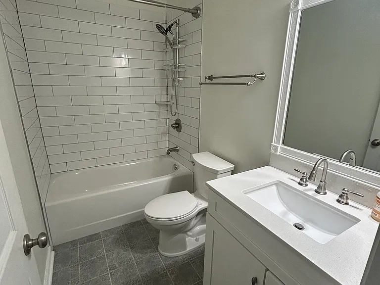 6970 Heard Rd — Photo 13