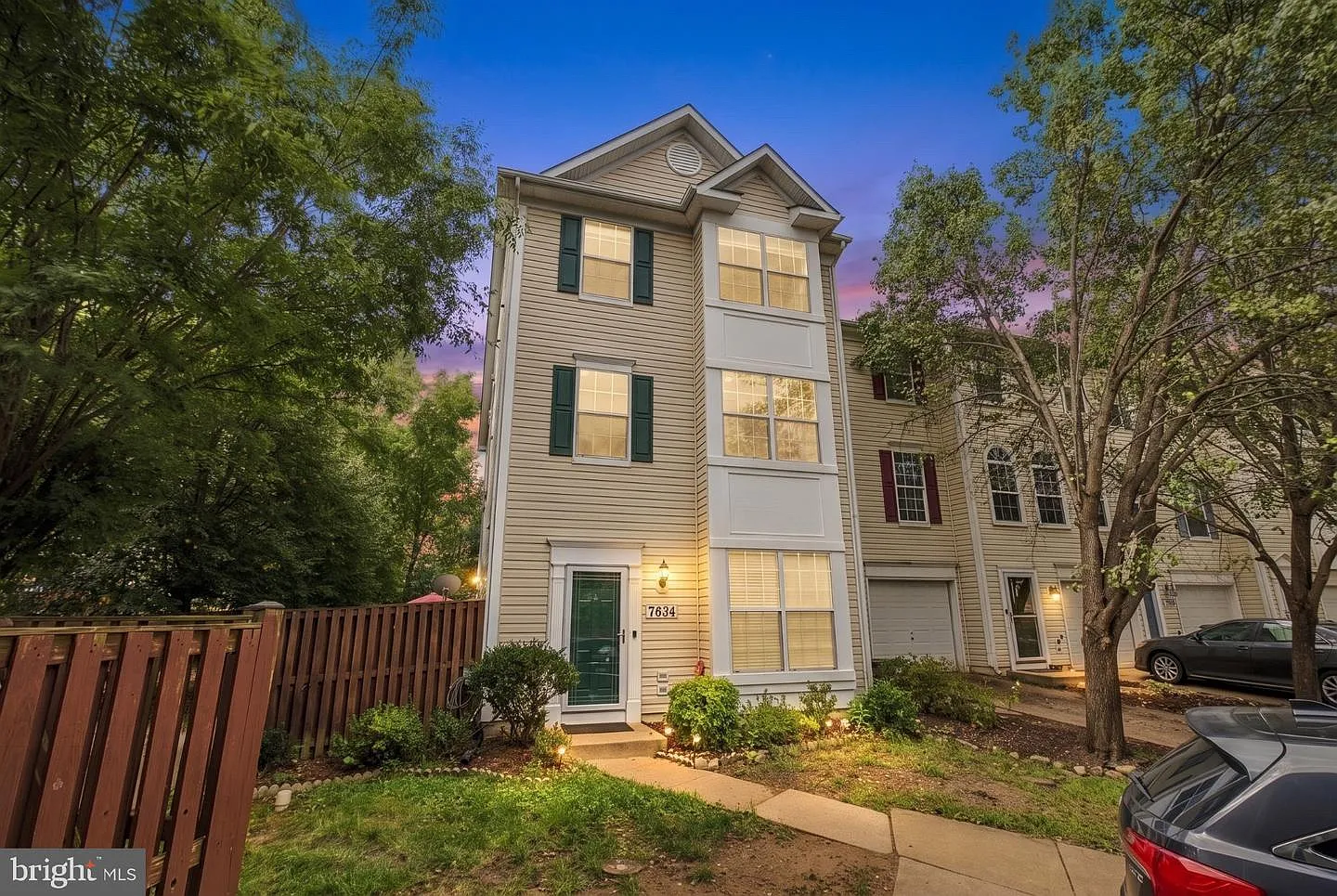 3 bed, 2.5 bath, 1728 sqft, $2,800 — Photo 1