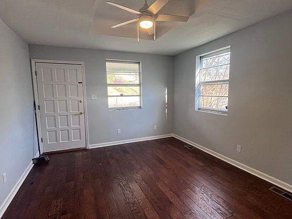 2nd image of 614 Midlake Dr