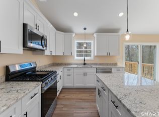 99A Reilly Rd, Hampton, CT 06247