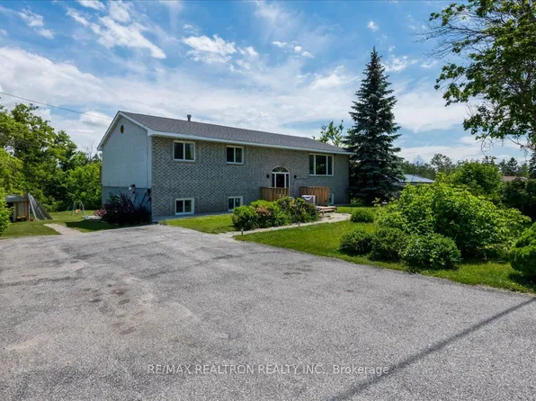 4261 Huronia Rd, Severn, ON L3V 0G6