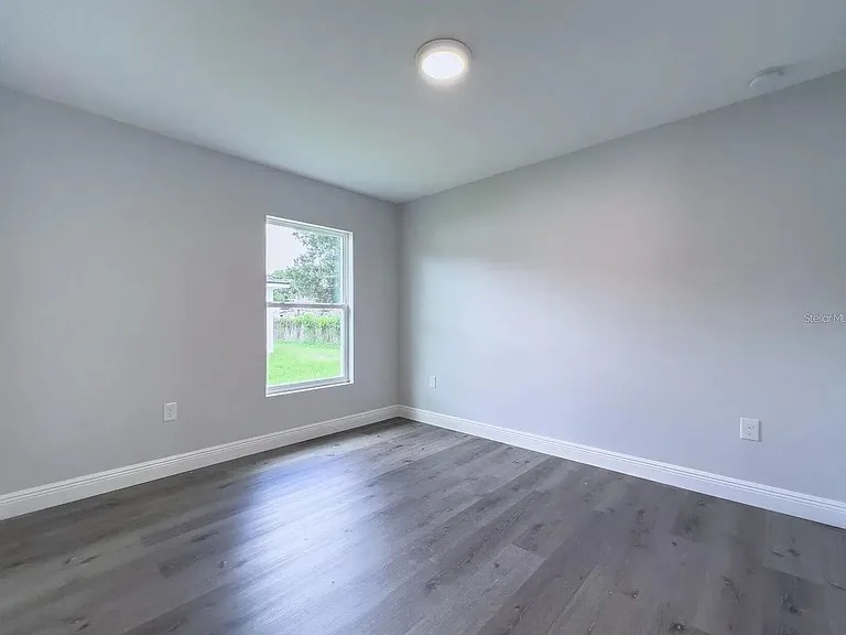 4 Poplar Rd — Photo 7