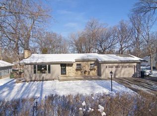 3554 Livingston Ave, Wayzata, MN 55391