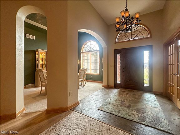 3rd image of 4039 Selkirk Bush Rd