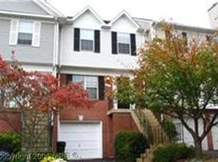 232 Finchingfield Ct, Sterling, VA 20165