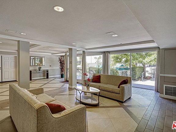 3rd image of 4501 Cedros Ave Unit 135