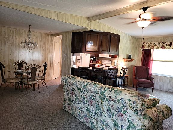 5th image of 6319A Lakewood Dr #838