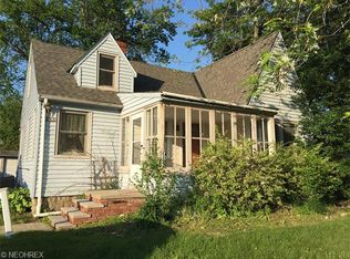 381 E 332nd St, Willowick, OH 44095