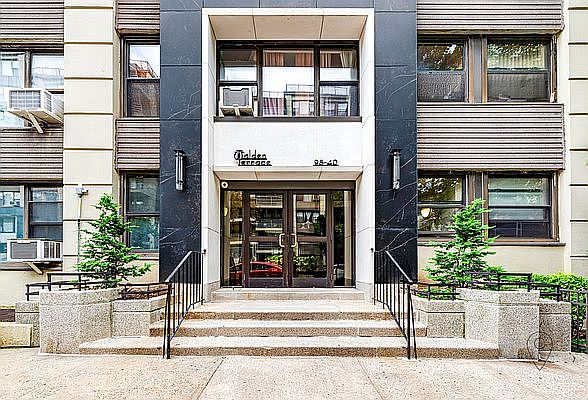 1st image of 9840 64th Ave APT 5C