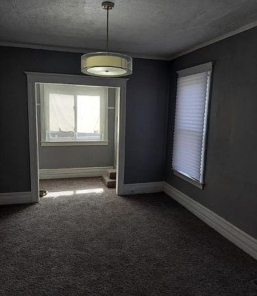 3rd image of 568 Englewood St