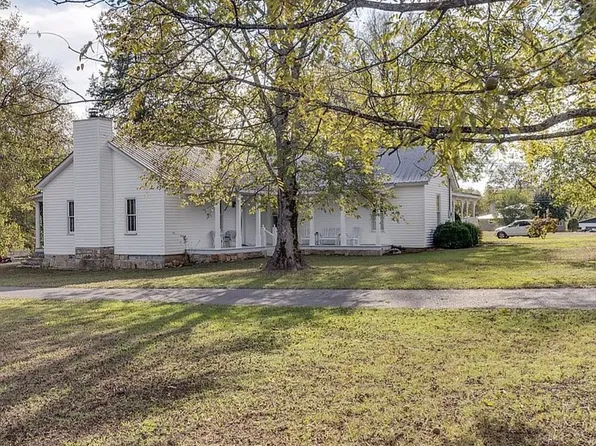 376 Old Bear Creek Pike, Columbia, TN 38401