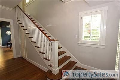 4th image of 1062 43rd St