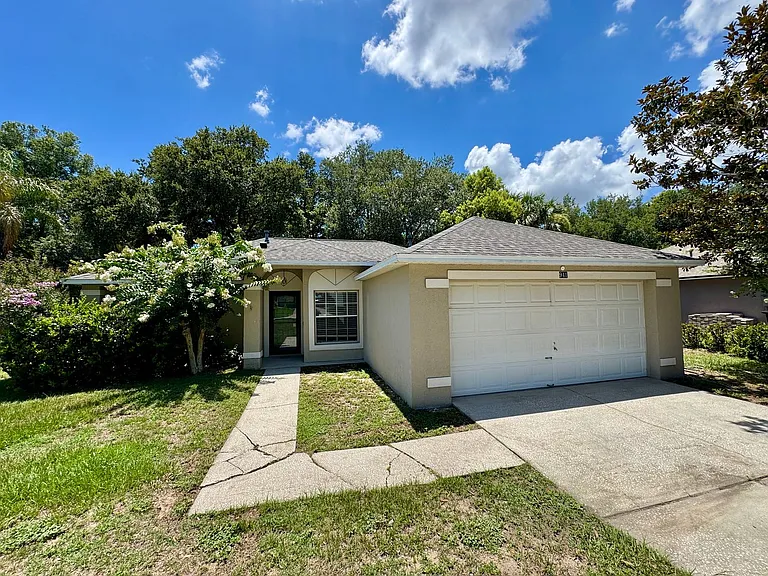 941 Park Valley Cir — Photo 1