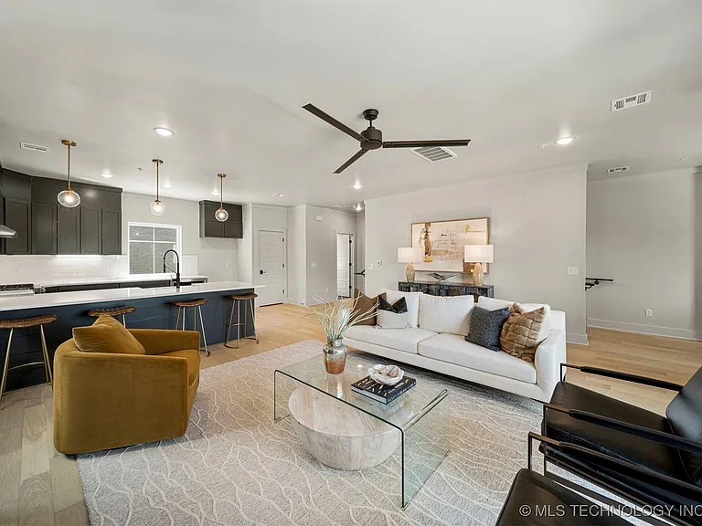 3773 Riverside Dr #3773 — Photo 10