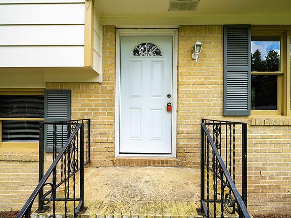 4th image of 552 Argonne Dr