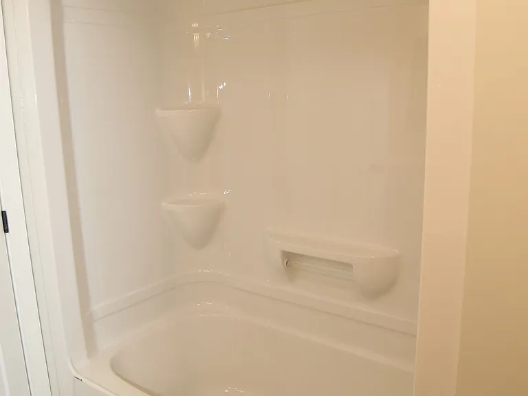 160B Sienna Ave — Photo 7
