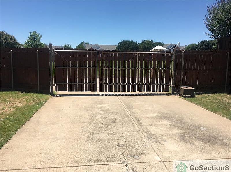 1st image of 8909 Pocono Dr