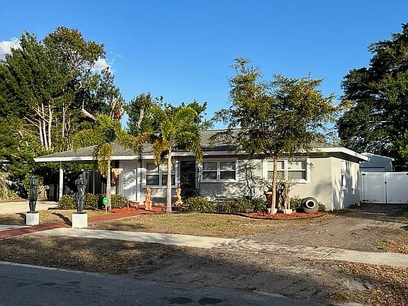 2nd image of 1303 Dartmouth Dr