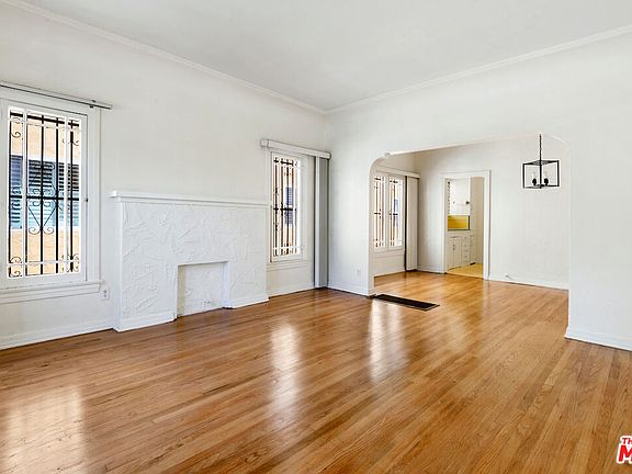 2nd image of 450 N Ogden Dr #1/2